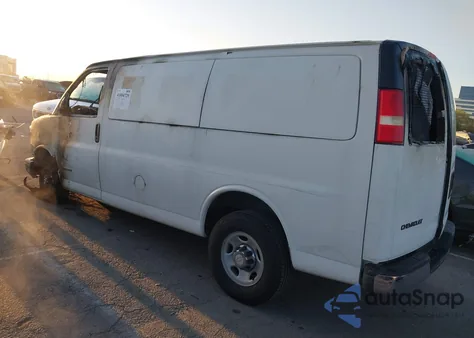 2006 Chevrolet Express Work Van из США, поврежденный, VIN 1GCGG25V461256543